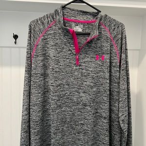 Under Armor. Loose fit.. perfect for spring . Size XL
